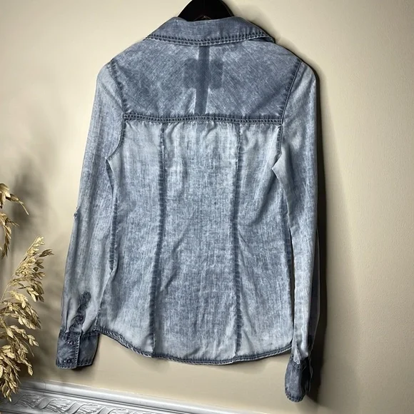 Guess Button Down Women Shirt - Picture 4 of 6